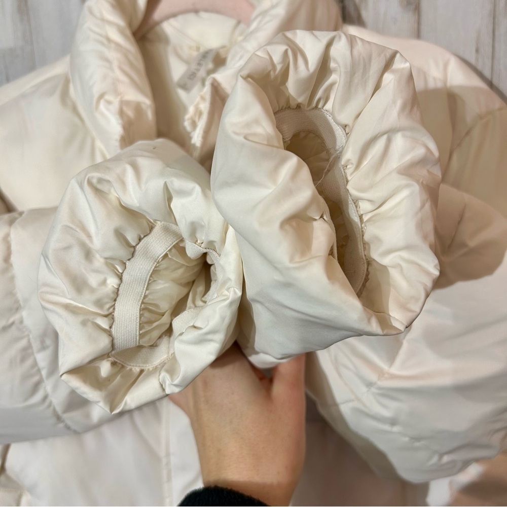 Fabletics Ivory Puffer Jacket Size Small | Cozy Winter Coat - Picture 6 of 9